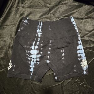 Darc sport scrunch shorts